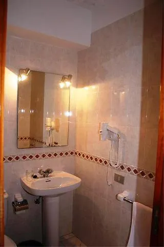 Boomerang Hotel