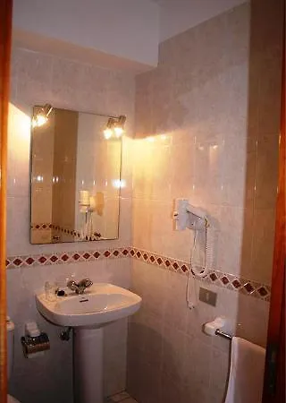 Boomerang Hotel